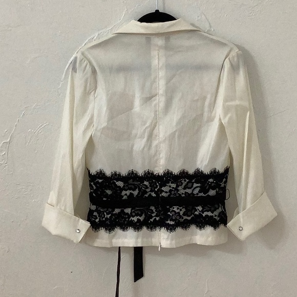 Tadashi Black & White lace trim v-neck 3/4 sleeve Evening blouse SZ 10 EUC - Picture 5 of 13